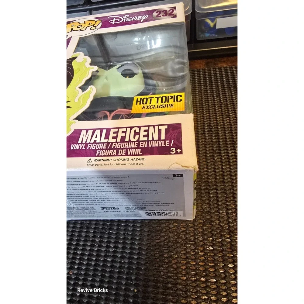 Funko Pop!: Disney: Maleficent #232 (Hot Topic Exclusive) Brand New‎ Great Cond.